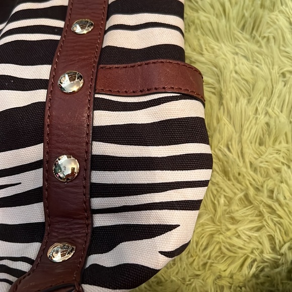 Michael Kors Shoulder Bag Canvas Leather Zebra Animal Print Gold Chain - Picture 3 of 10